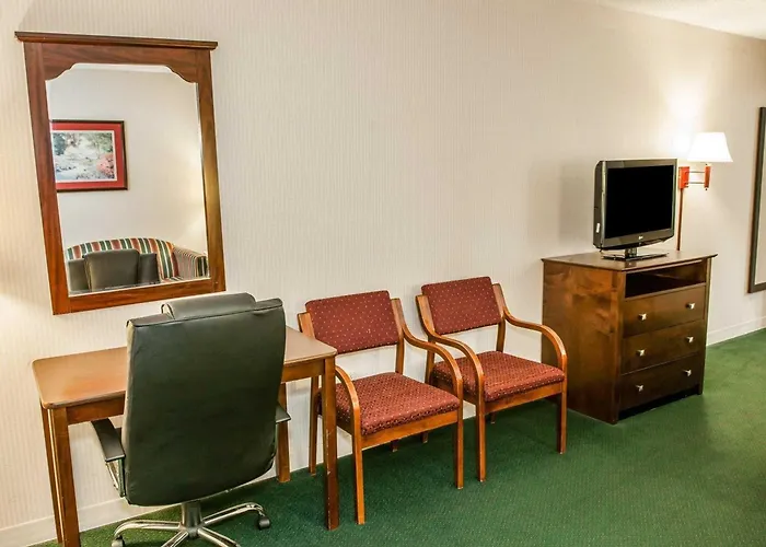 Quality Inn & Suites Lebanon I-65